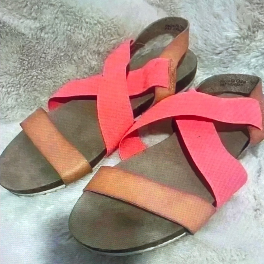 Women's Pink and Tan Sandals